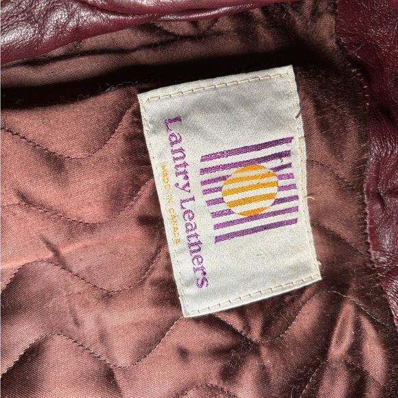 Vintage Leather Jacket - Picture 2 of 12